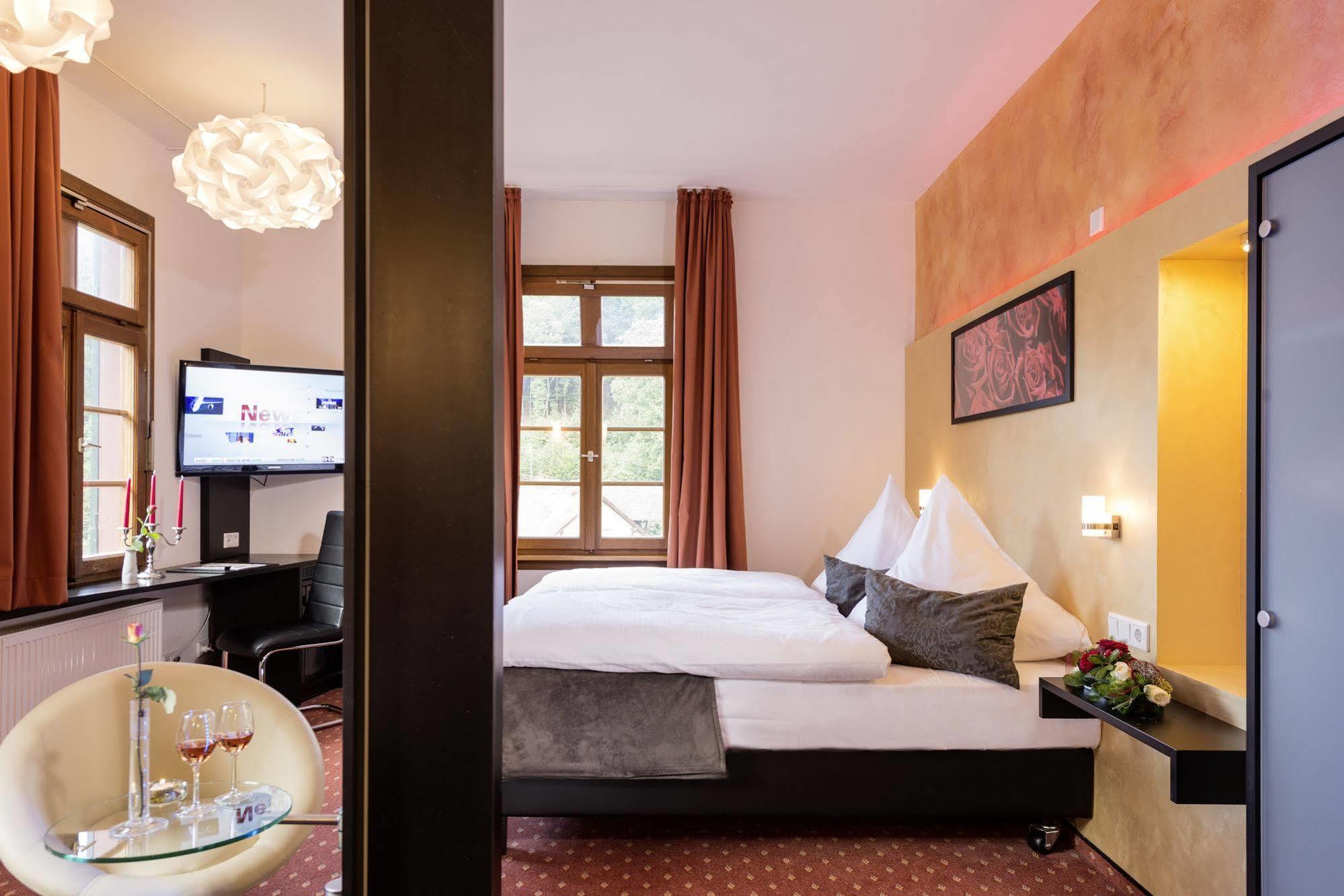 Hotel Landgasthof Koenig Von Preussen Marxzell Kültér fotó